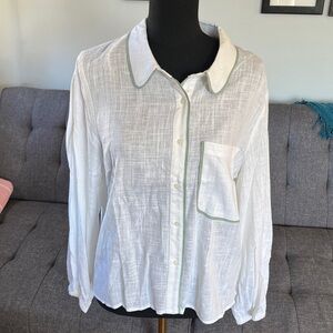 Sunday in Brooklyn White linen blend pajama style button-down shirt size L